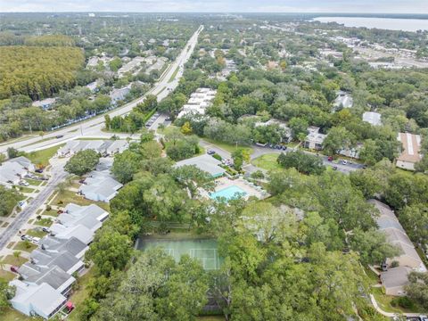 A home in PALM HARBOR