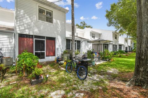 A home in PALM HARBOR