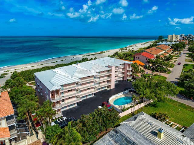 910 GOLDEN BEACH BOULEVARD 202