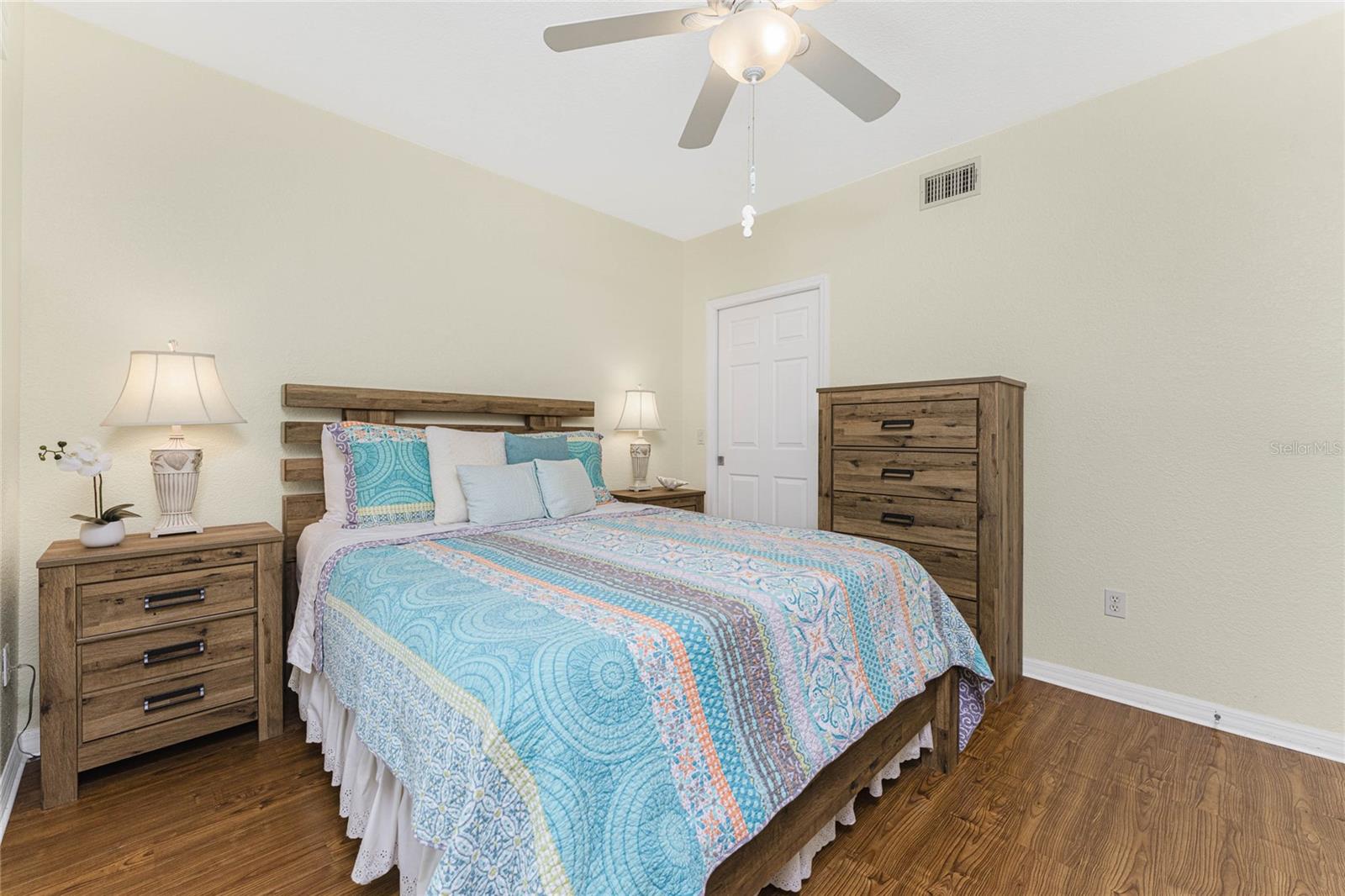 FIDDLERS GREEN NATURE TRAIL BL - Residential