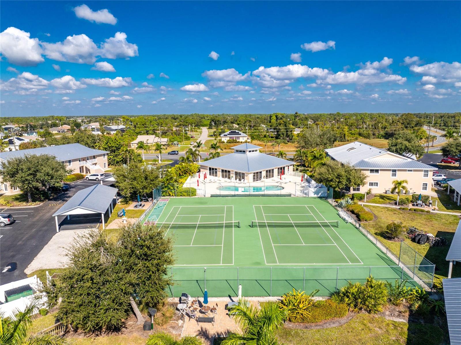 FIDDLERS GREEN NATURE TRAIL BL - Residential
