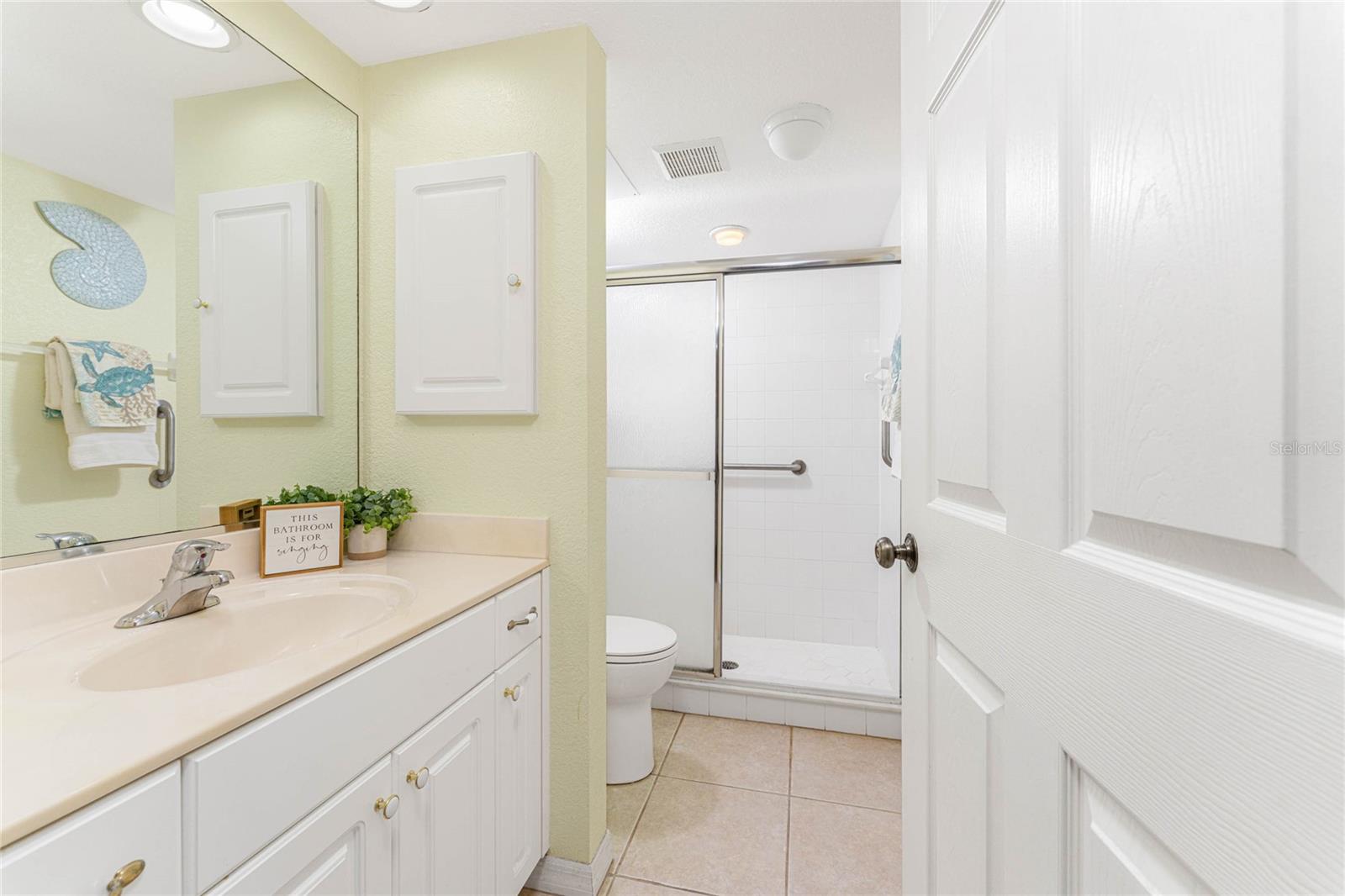 FIDDLERS GREEN NATURE TRAIL BL - Residential