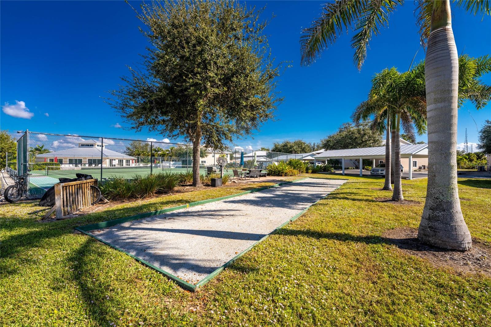 FIDDLERS GREEN NATURE TRAIL BL - Residential