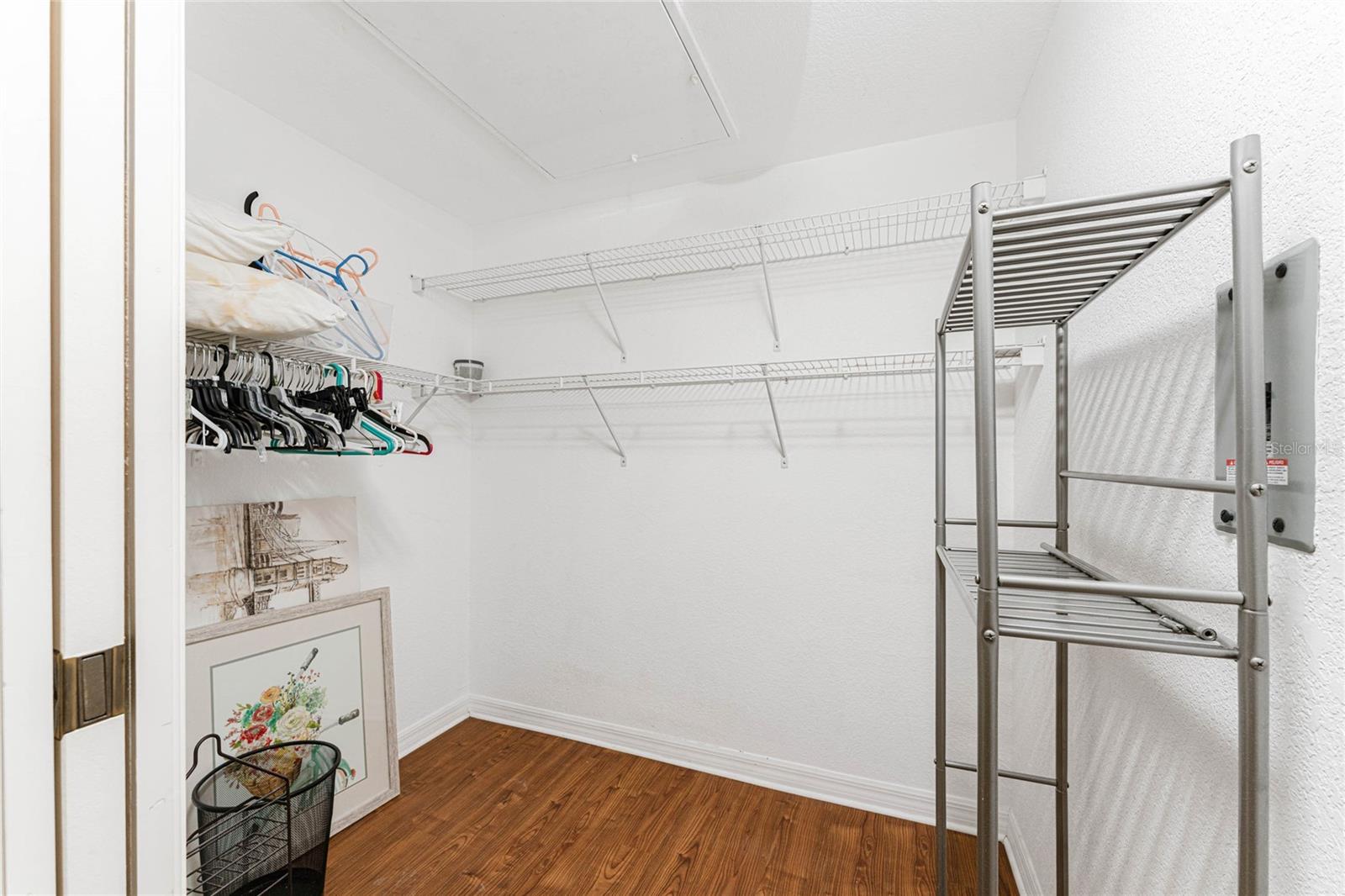 FIDDLERS GREEN NATURE TRAIL BL - Residential