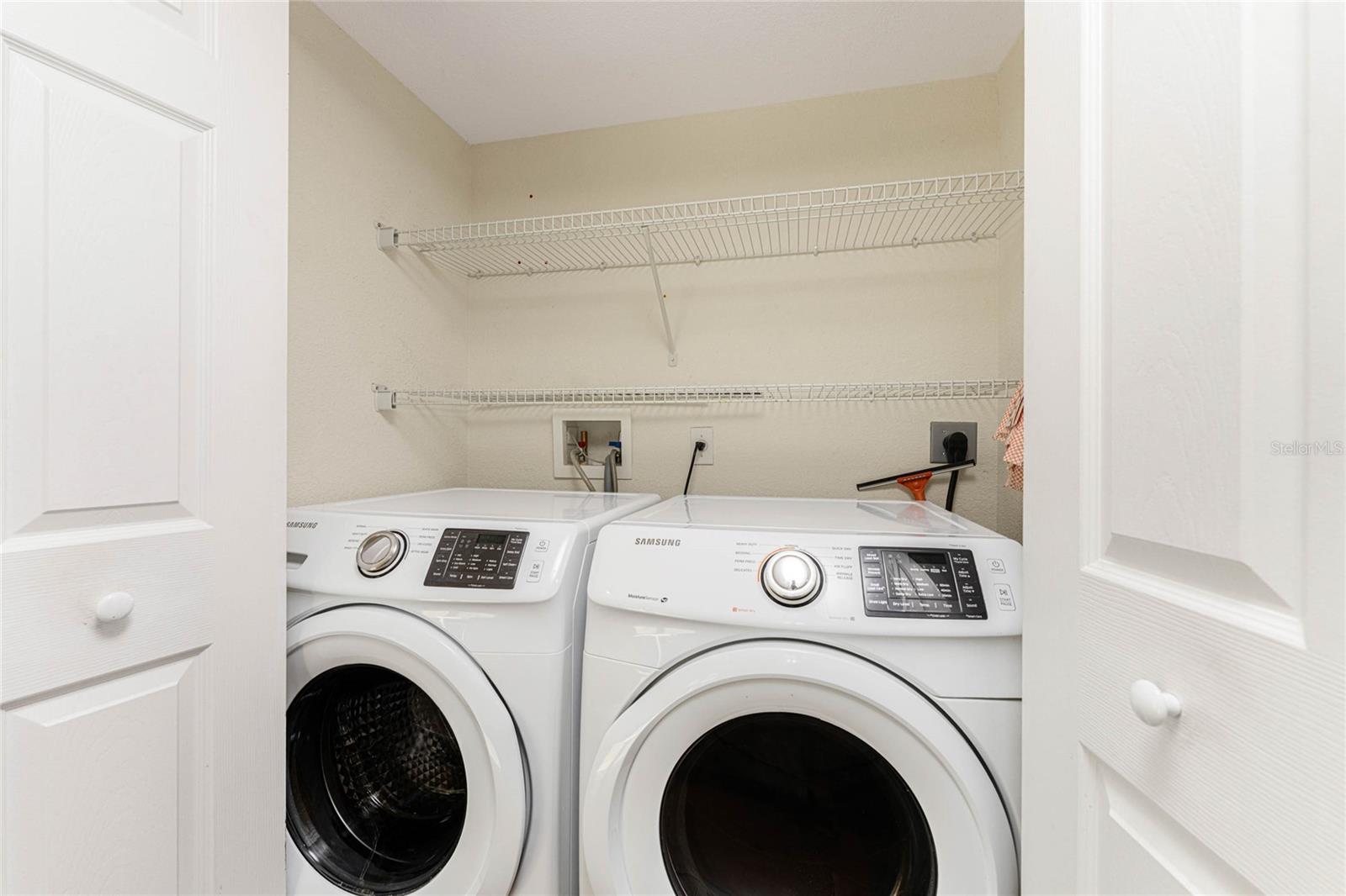 FIDDLERS GREEN NATURE TRAIL BL - Residential