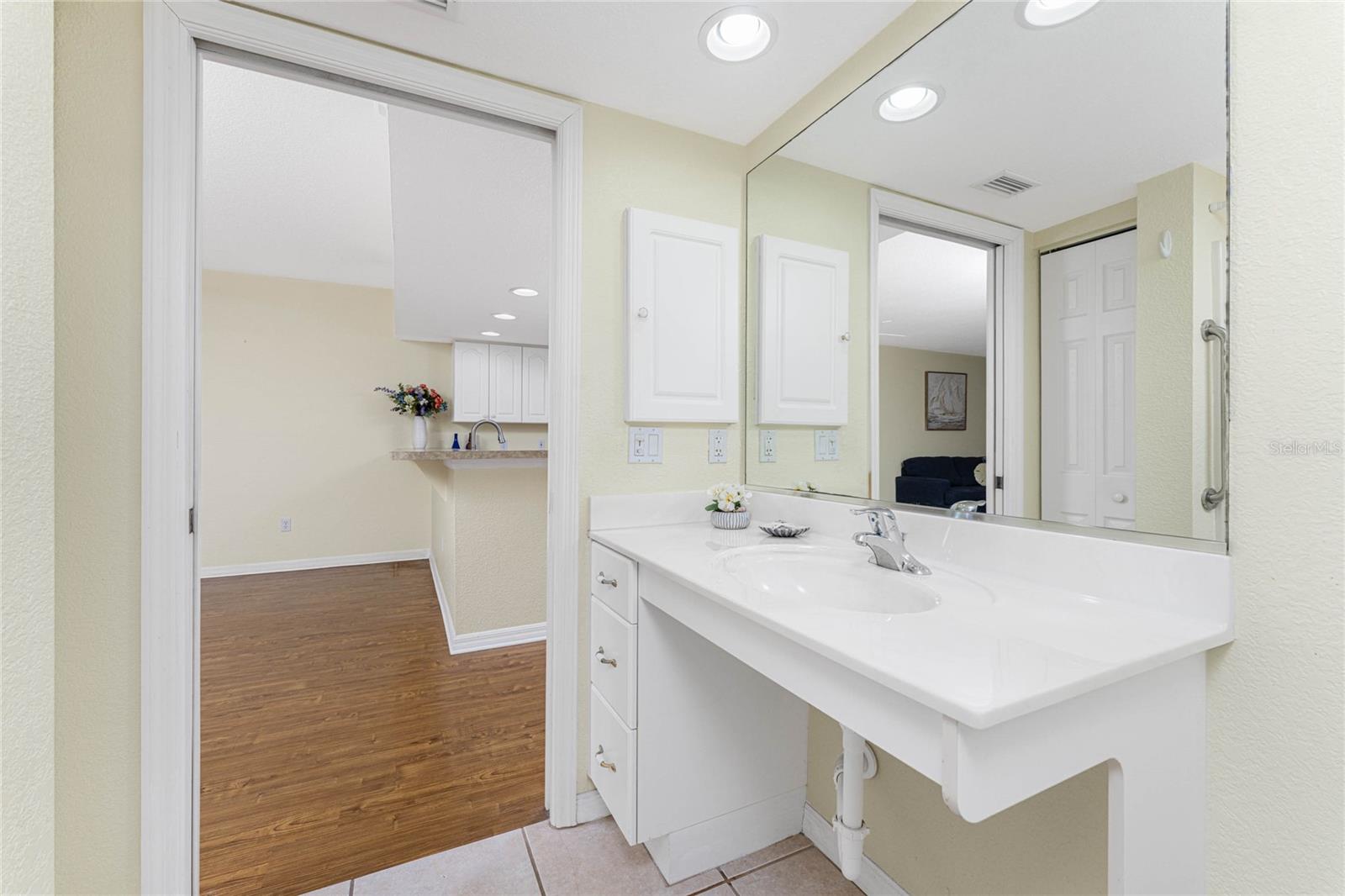 FIDDLERS GREEN NATURE TRAIL BL - Residential