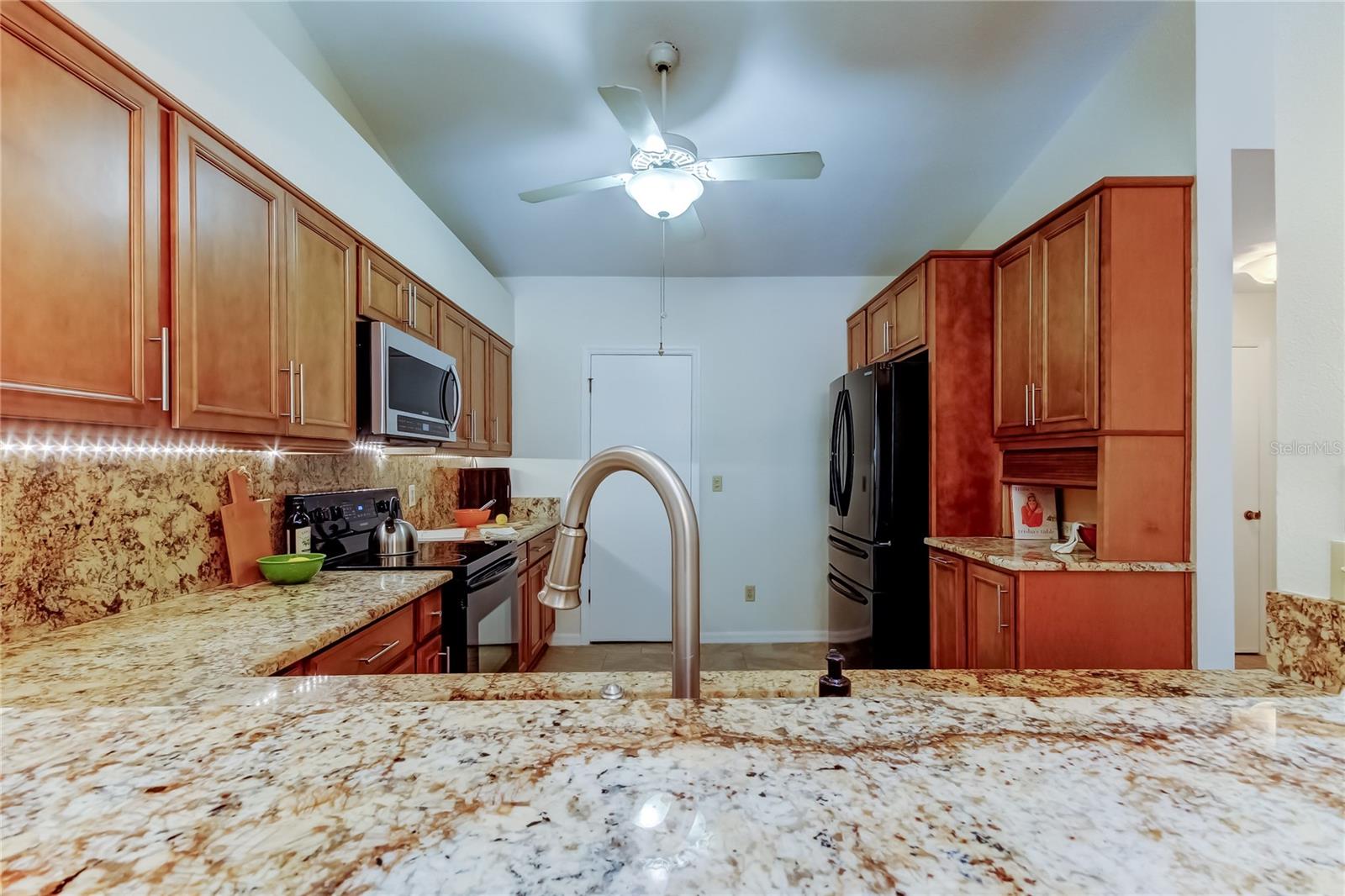 2547 STONY BROOK LANE