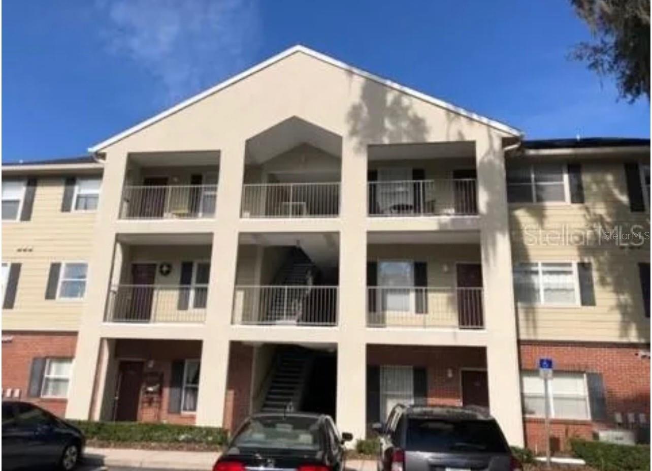 CAMPUS EDGE CONDO - Residential Lease