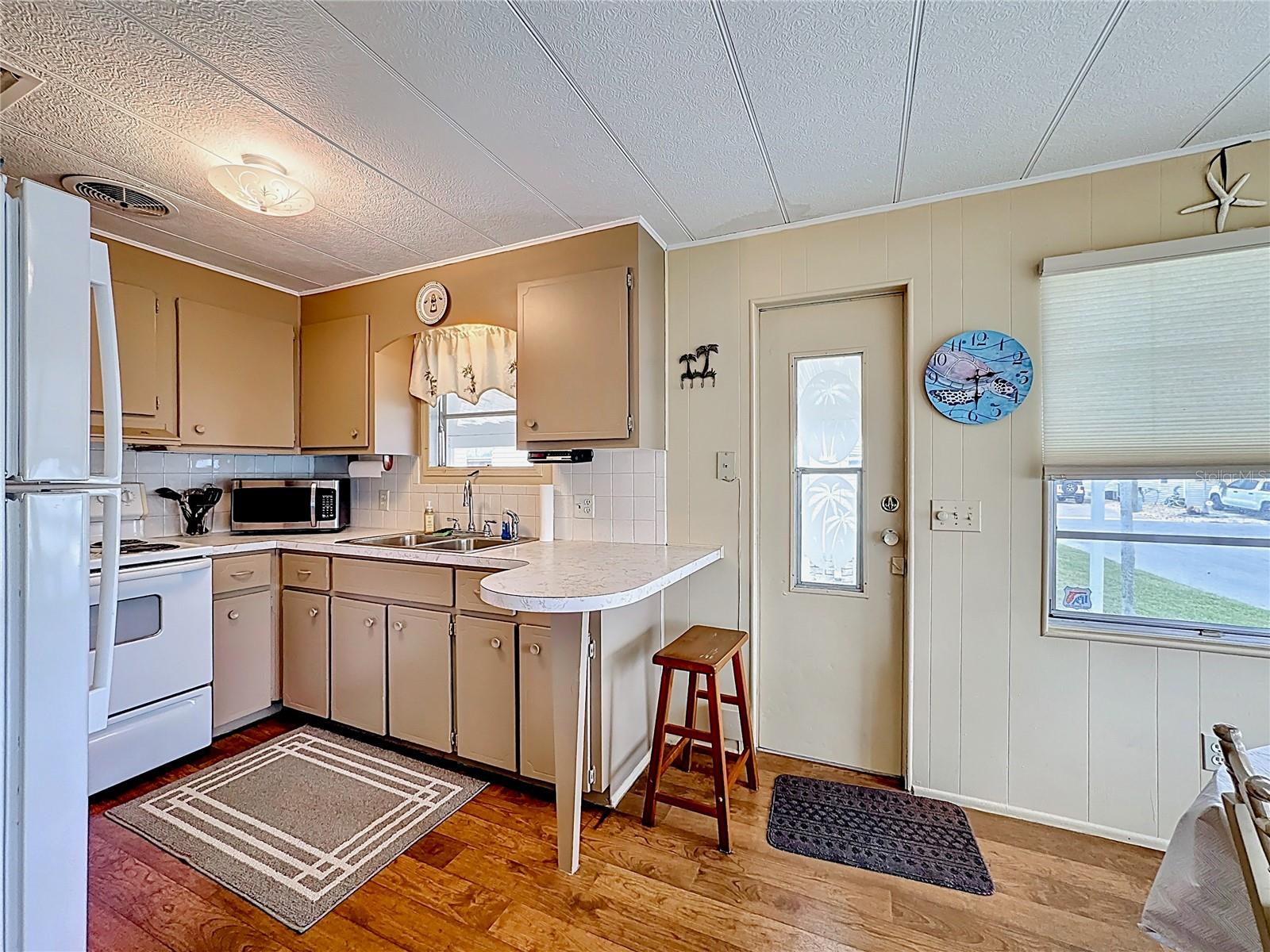 TROPIC ISLES CO-OP - Residential