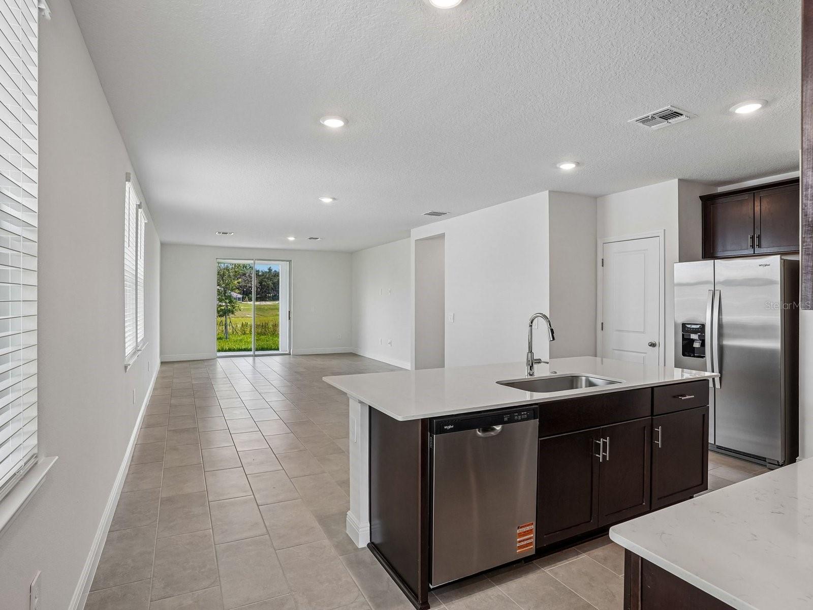 3389 LINGER LANE
