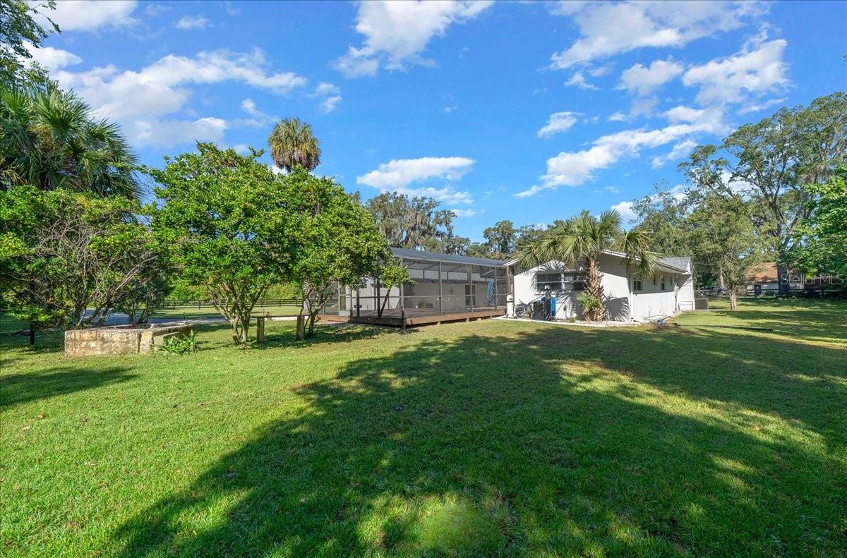 LAKE LOUISE ESTATE - Residential