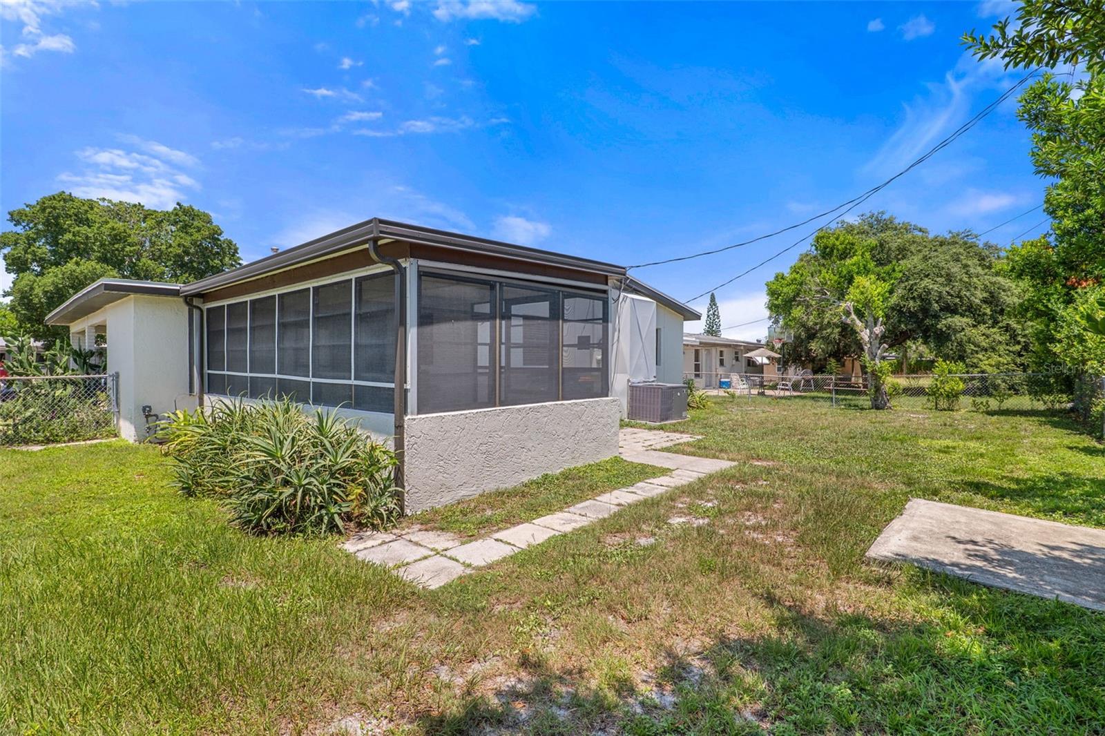 BOWE GARDENS SEC J 1 - Residential