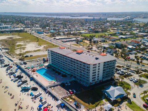 A home in DAYTONA BEACH