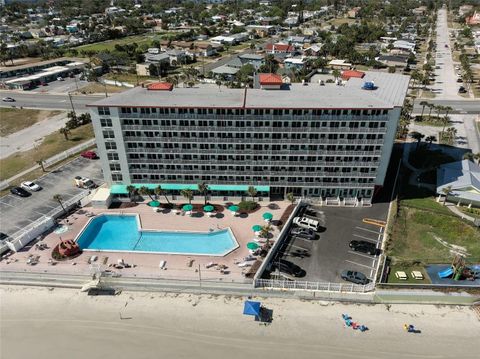 A home in DAYTONA BEACH