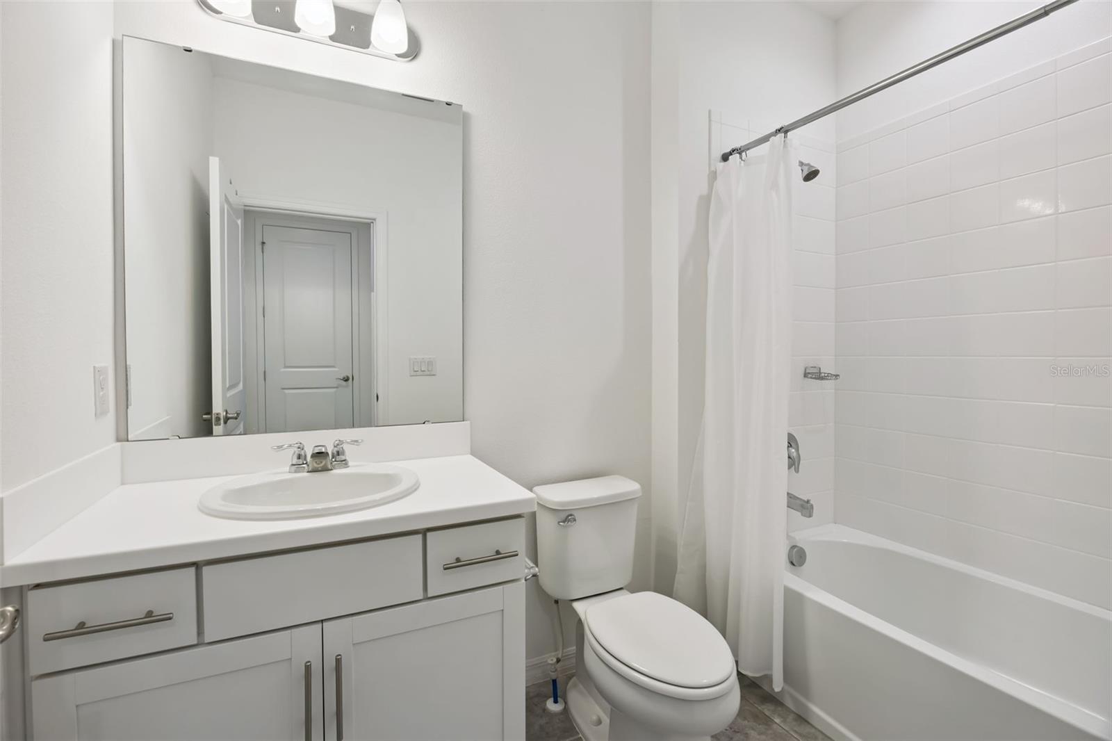 WINDING BAY PRESERVE - Residential