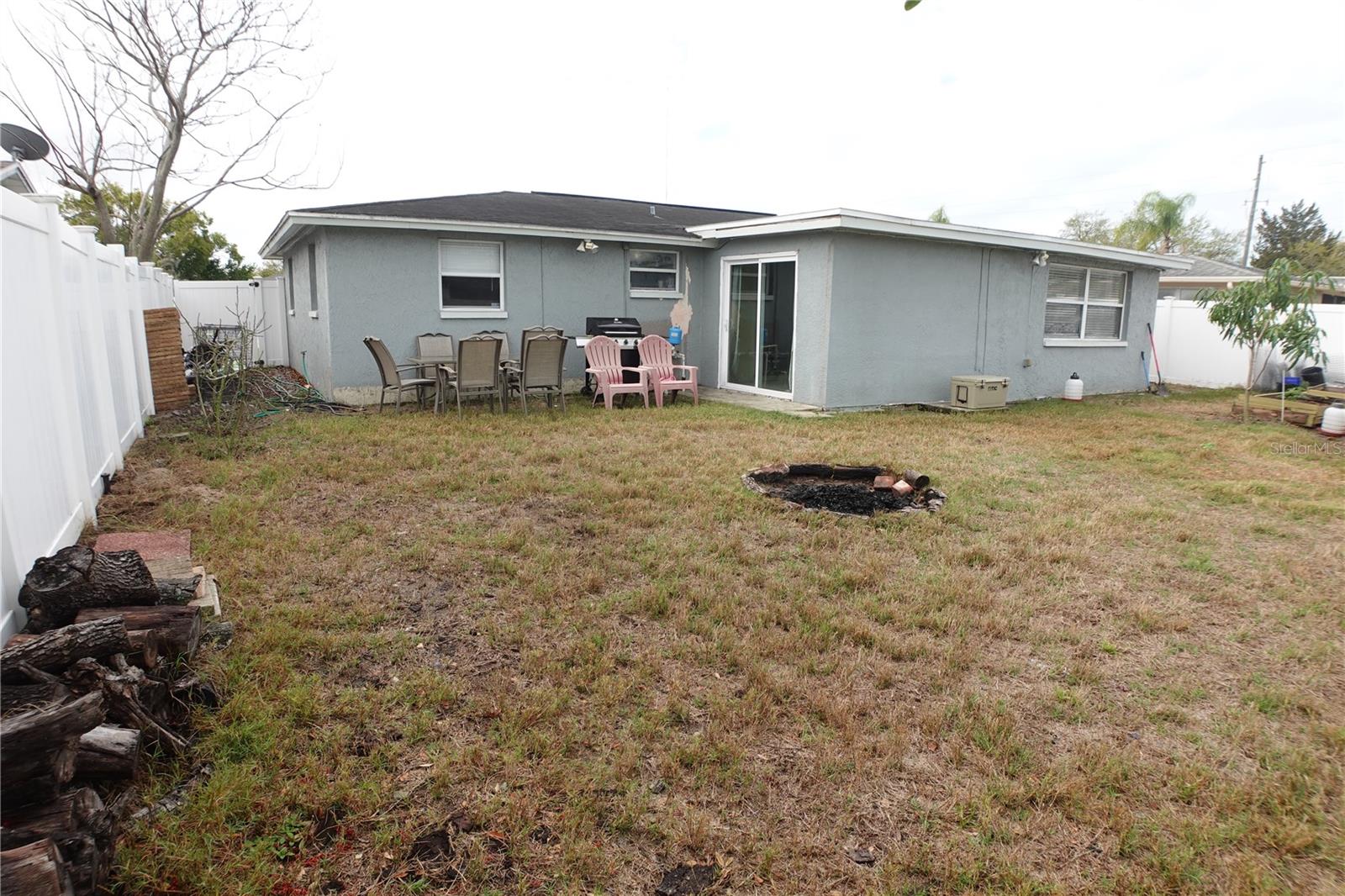 ALOHA GARDENS - Residential