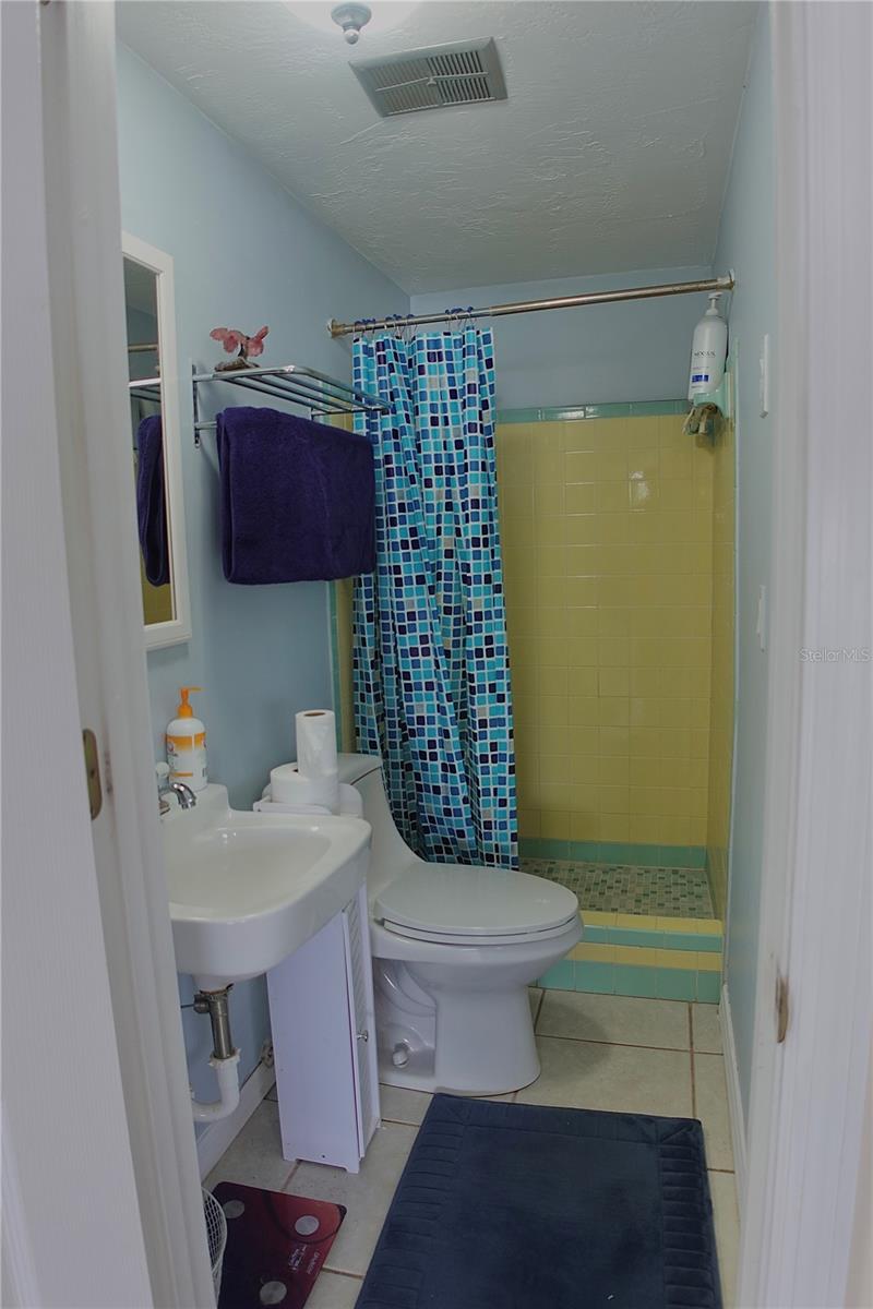 ALOHA GARDENS - Residential