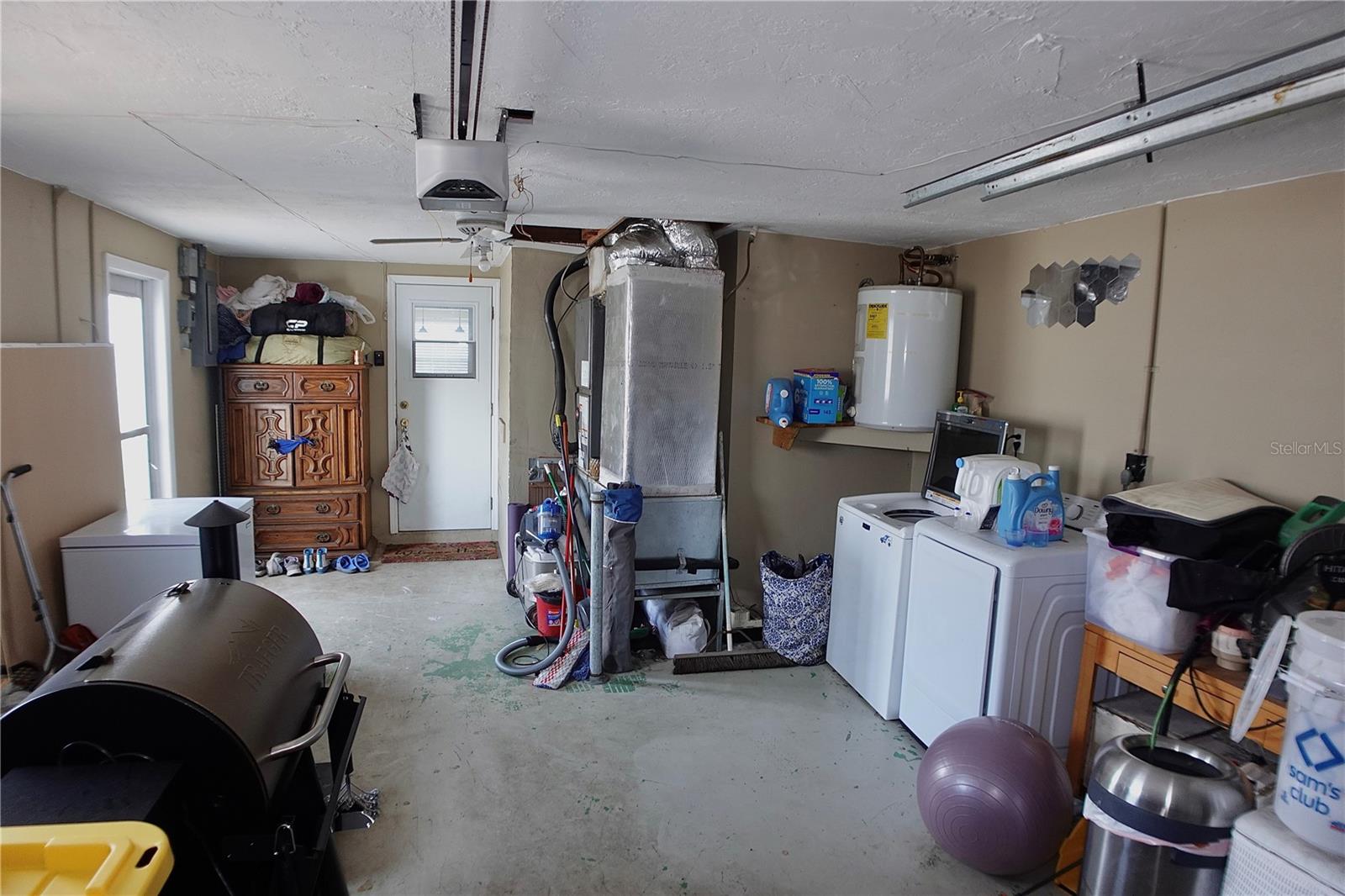 ALOHA GARDENS - Residential