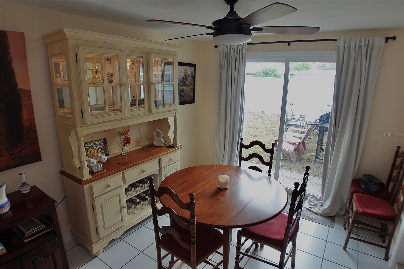 ALOHA GARDENS - Residential