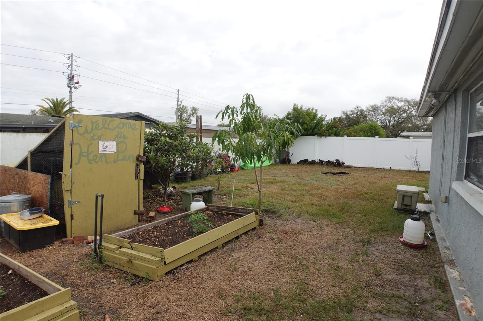 ALOHA GARDENS - Residential