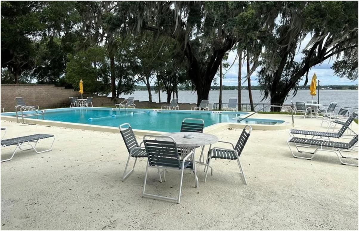 LOCH HARBOUR GROUP I - Residential