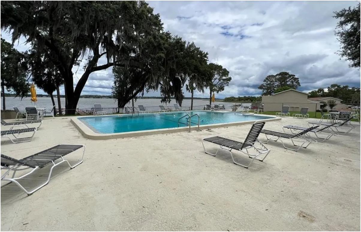 LOCH HARBOUR GROUP I - Residential