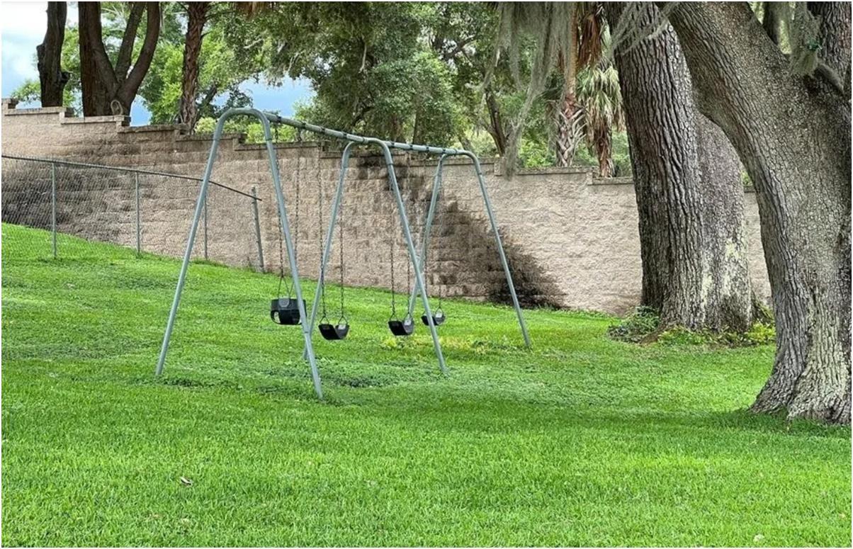 LOCH HARBOUR GROUP I - Residential