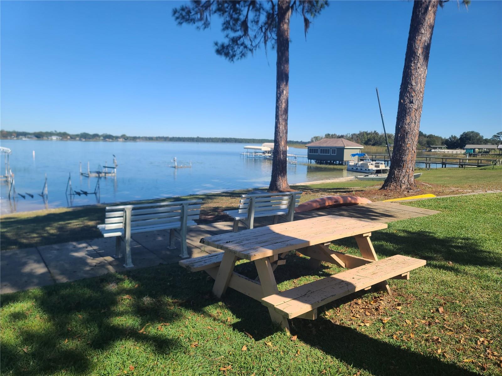 LOCH HARBOUR GROUP I - Residential