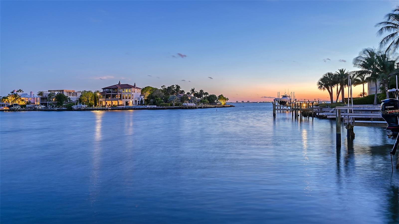 SAPPHIRE SHORES - Residential