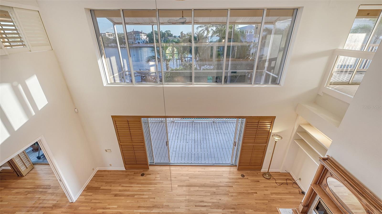 SAPPHIRE SHORES - Residential