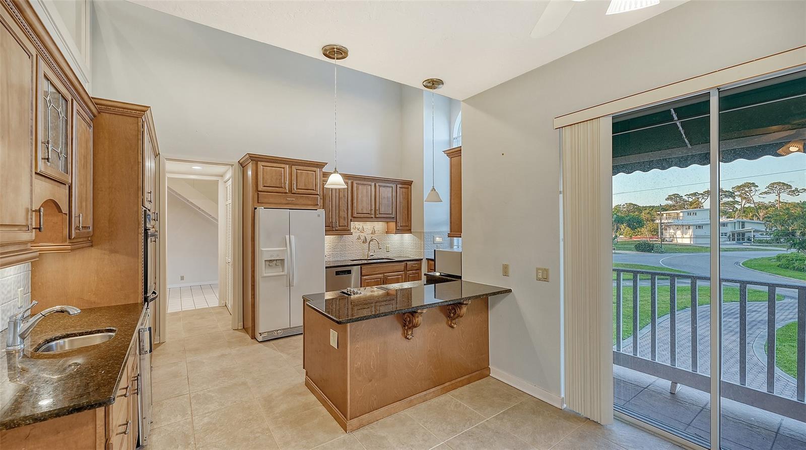 SAPPHIRE SHORES - Residential