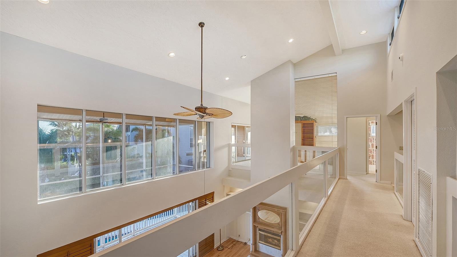 SAPPHIRE SHORES - Residential