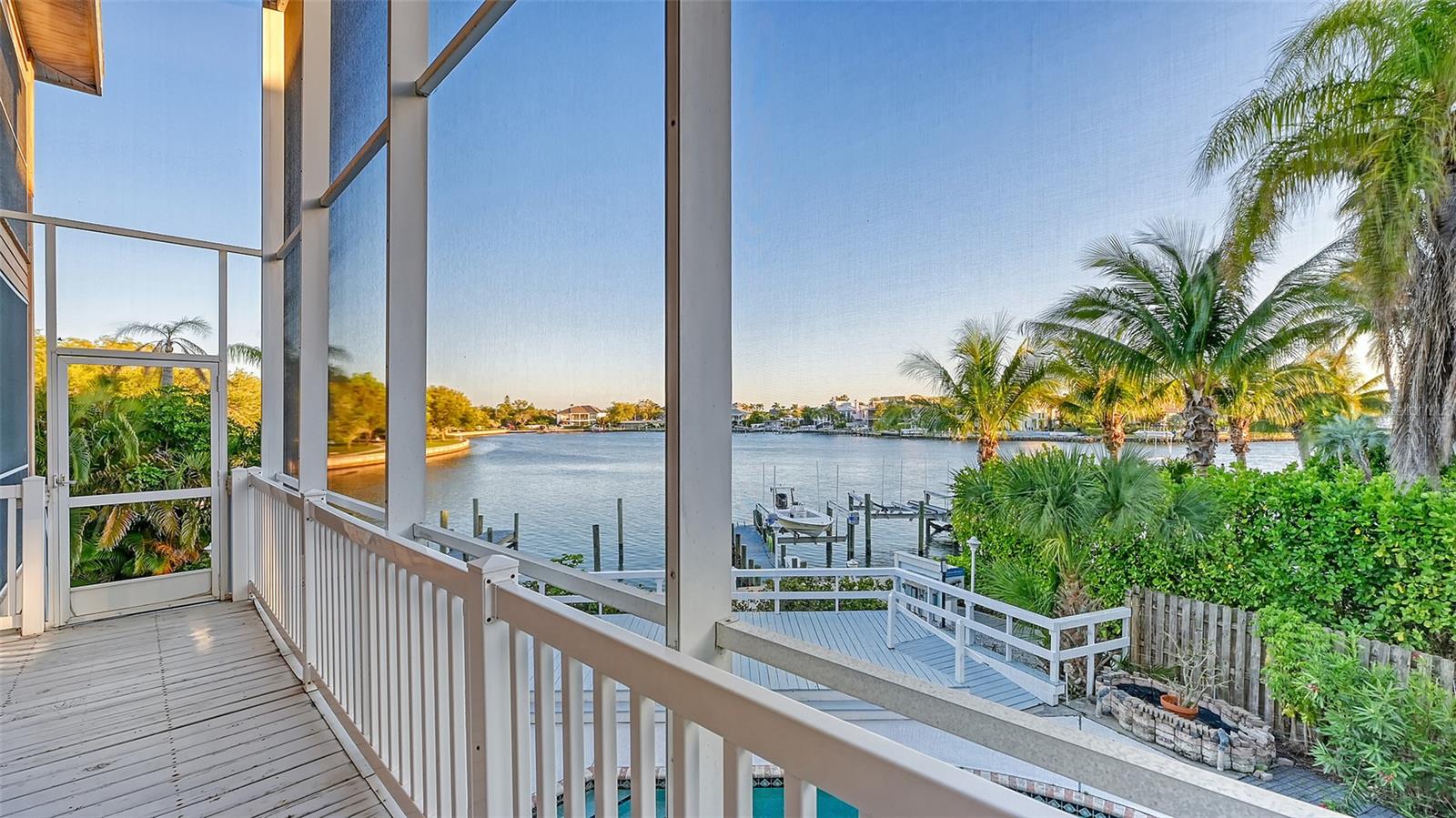 SAPPHIRE SHORES - Residential