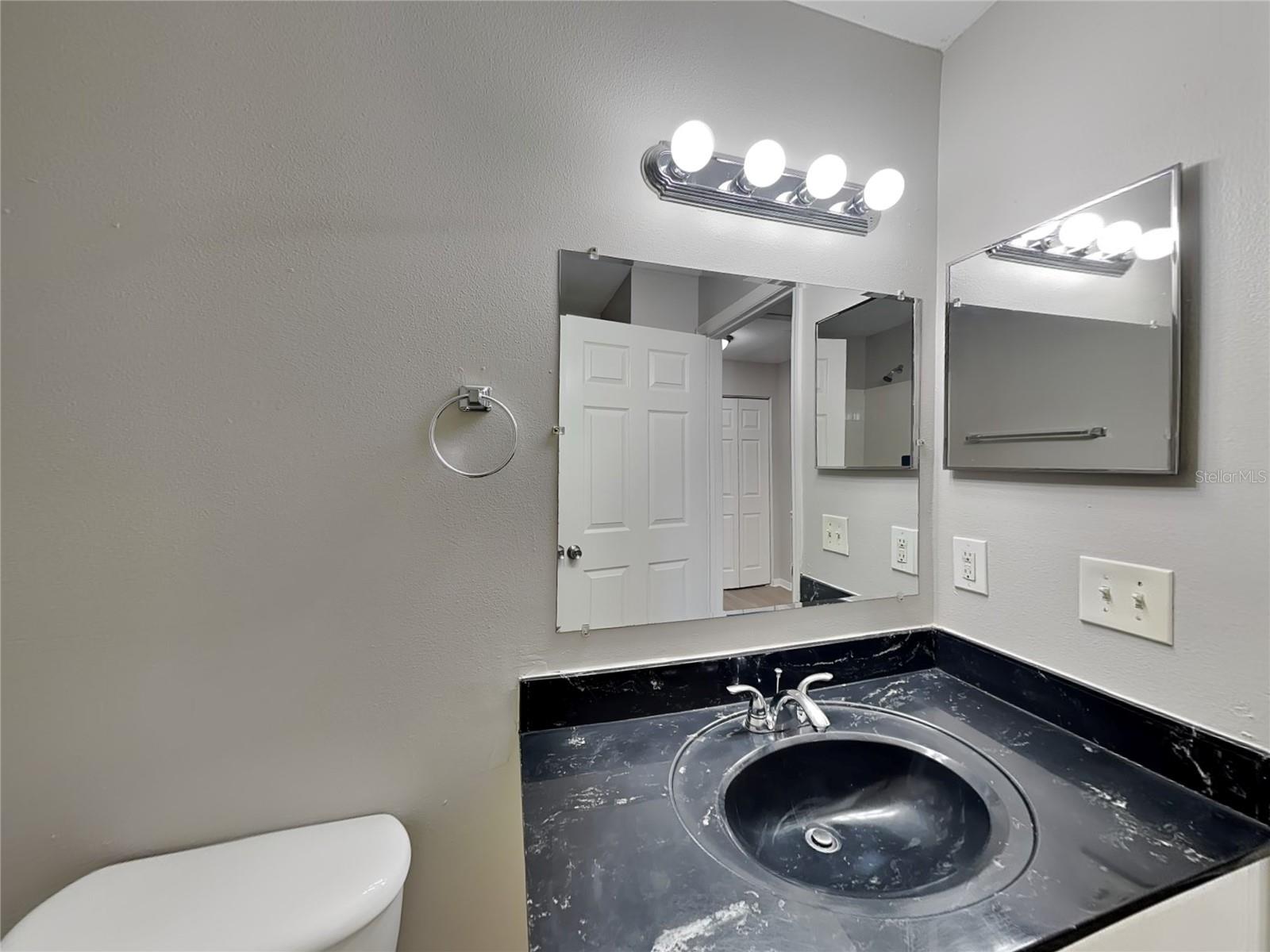 TEMPLE CREST UNIT 2 - Residential Lease