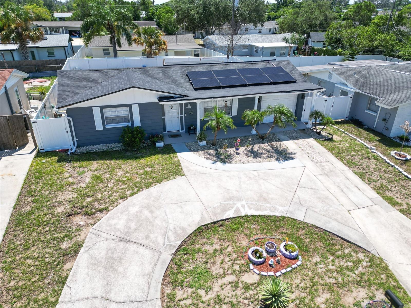 3300 BRIAR CLIFF DRIVE