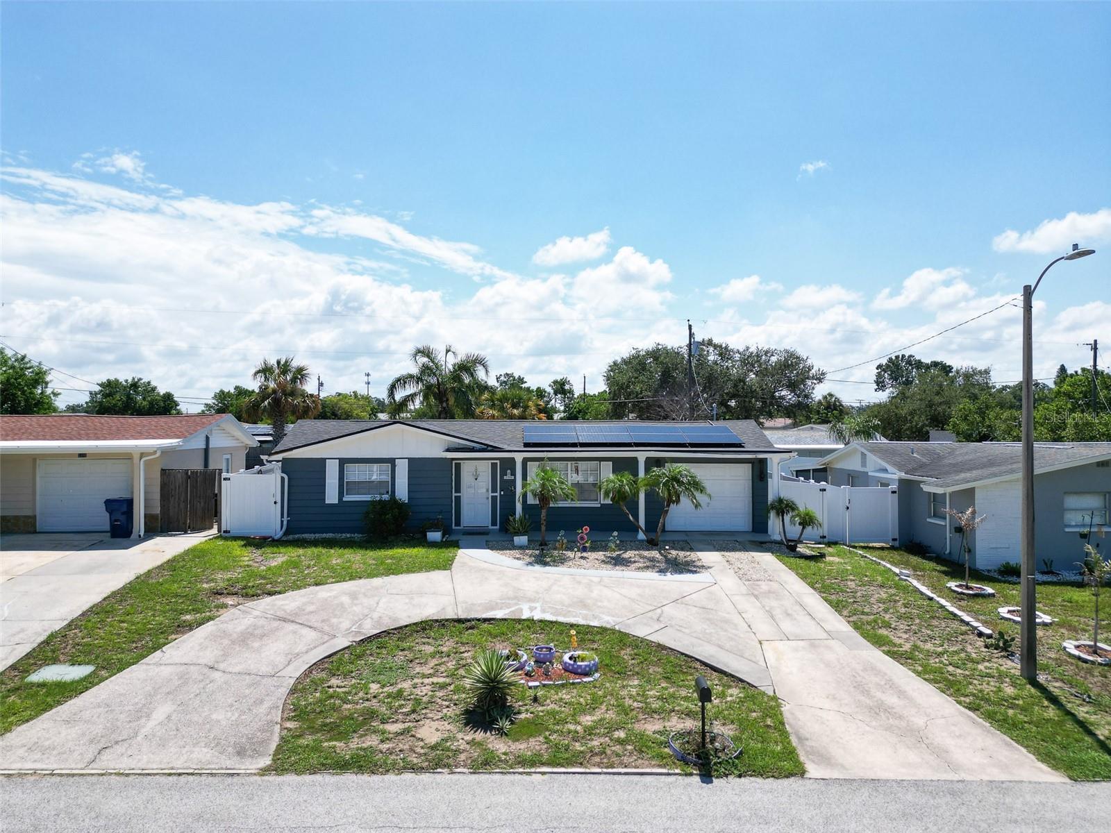 3300 BRIAR CLIFF DRIVE