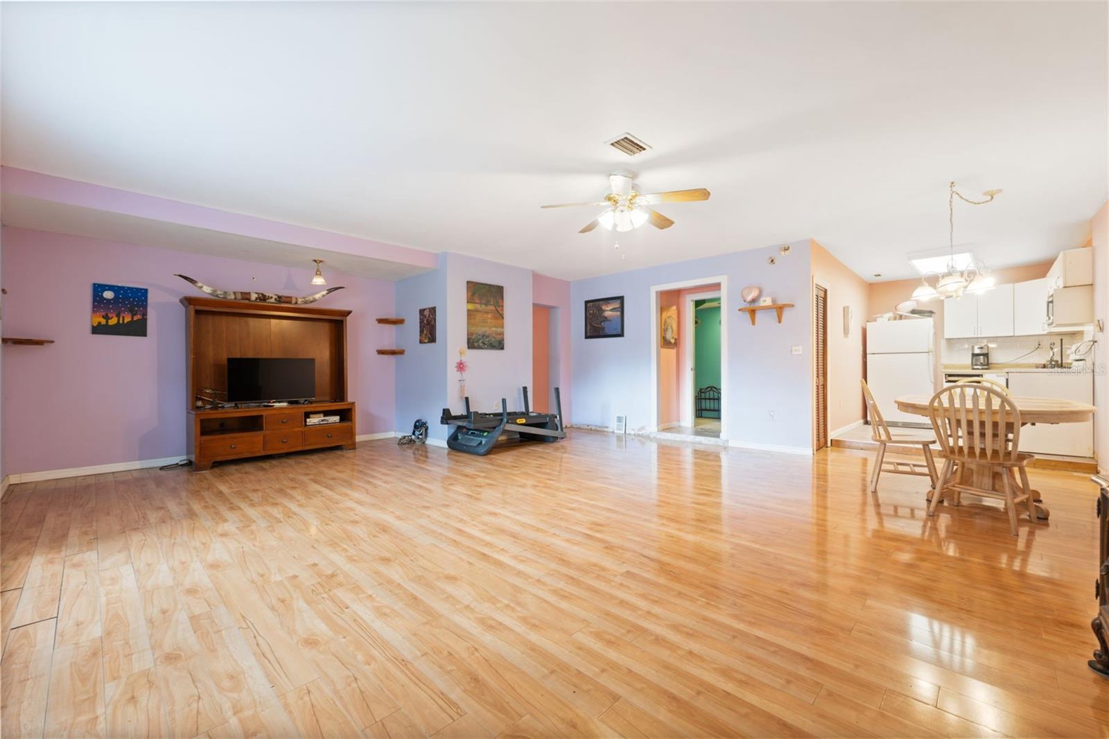 GARDEN GROVE - Residential