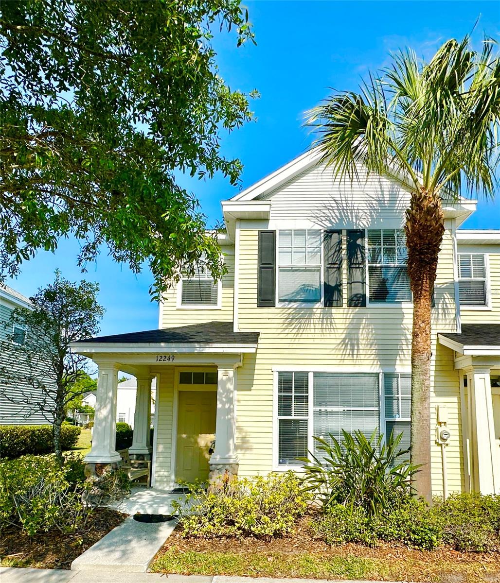 COUNTRY CHASE - Residential Lease