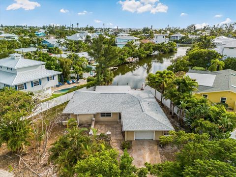 Bean Point Anna Maria Island : Spectacular Homes for Sale 18 259 GLADIOLUS STREET ANNA MARIA FL 34216