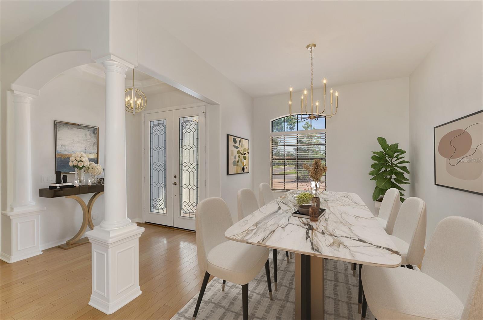 THREE OAKS - Residential