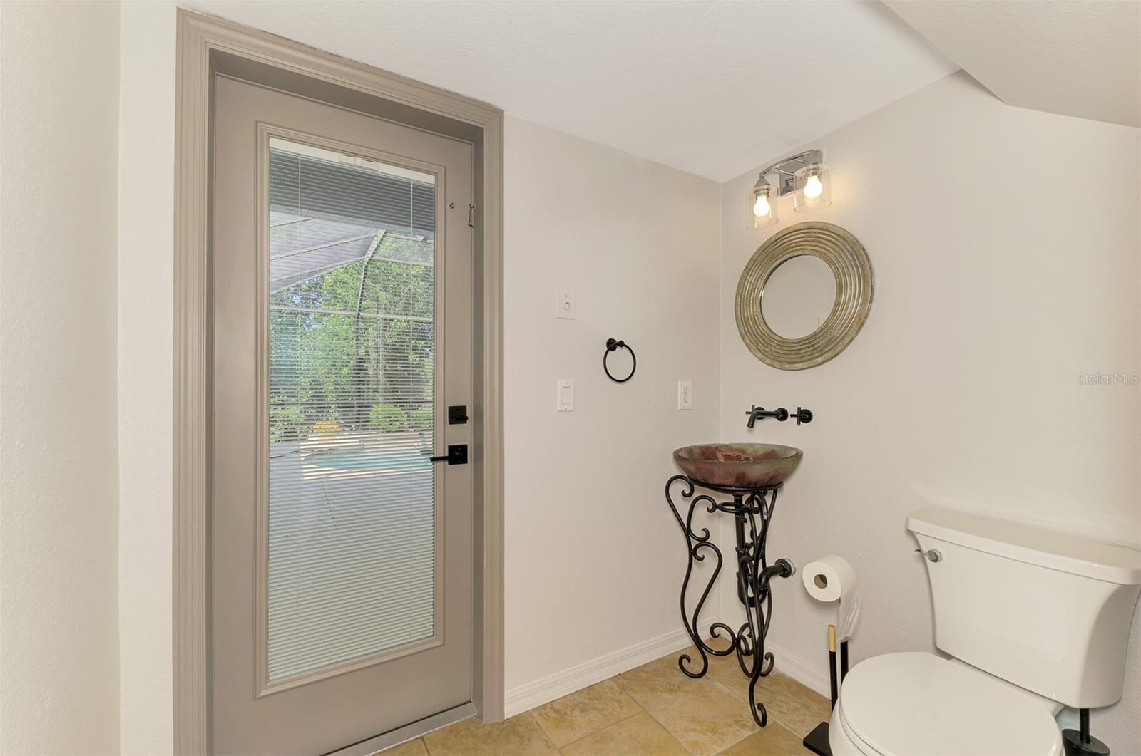 THREE OAKS - Residential