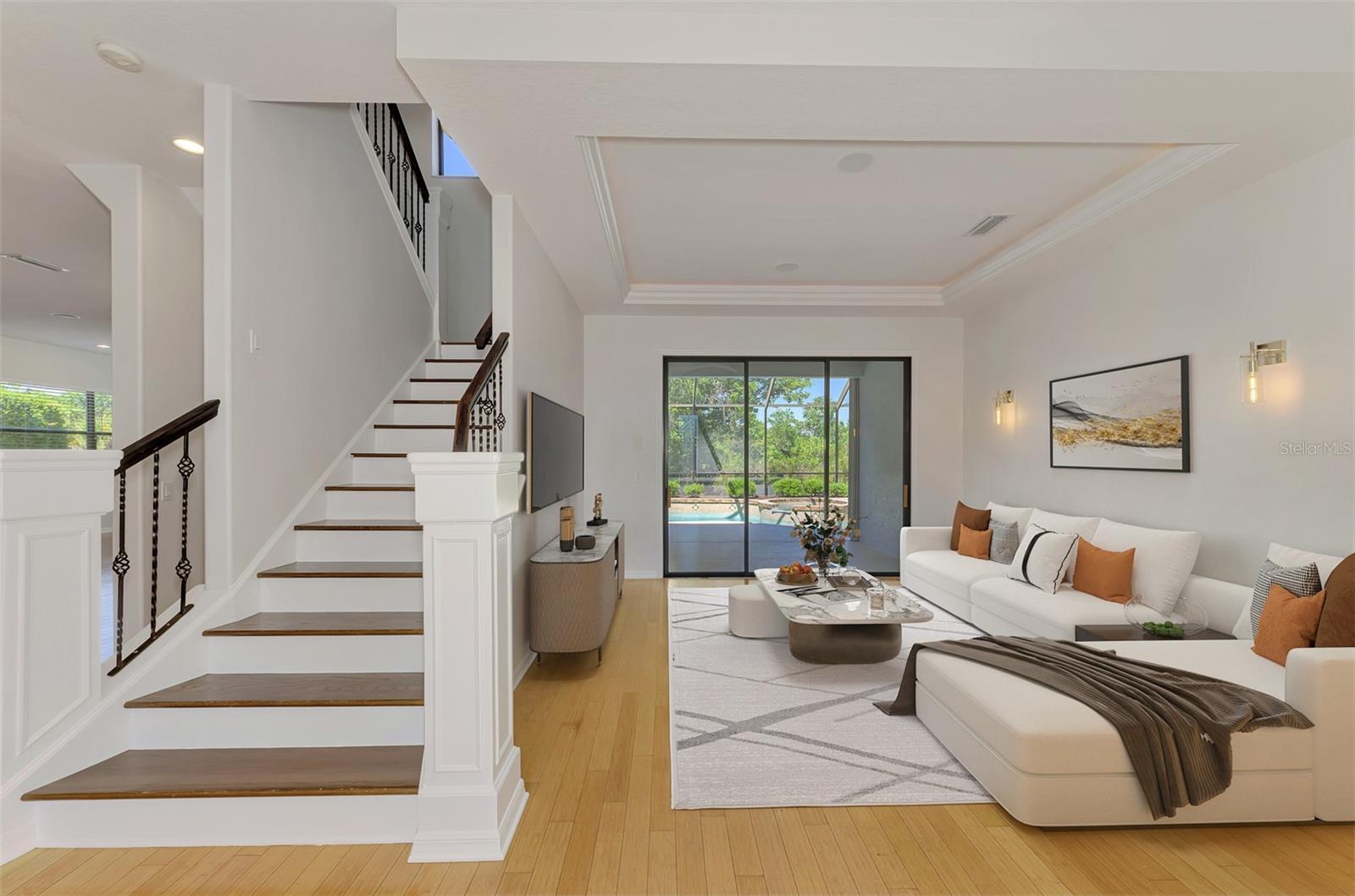 THREE OAKS - Residential