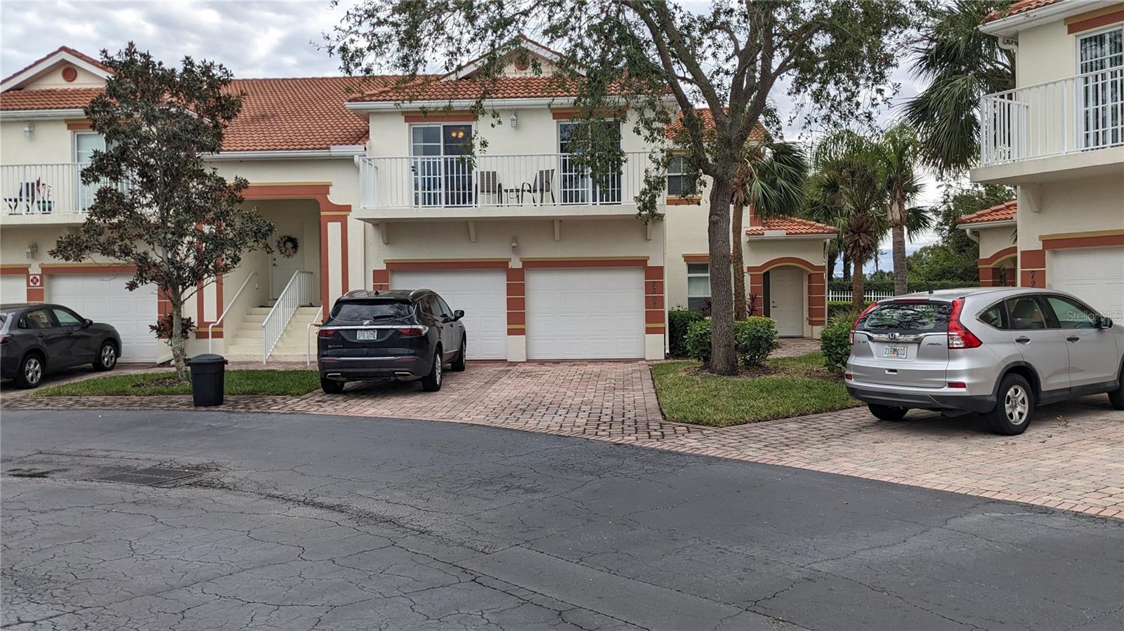 PRICE REDUCTION, BEST BUY IN THE AREA! Welcome Home to this ground level, one level 2 BR, 2 BA, 1 car garage Condo in the Preserve at Tara and Palm Grove Condo. Fantastic Price takes in count the ceramic floors in Kitchen and Bathroom have cracks. Highly desired units. Built in 2005. 1,348 sf Heated, Covered Entry, Rear Covered Screened 16' Patio and garage, Total- overall is 1,683 sf. New Carpet in the Bedrooms. Xfinity Internet, TV and DVR is included in the Master Assn. dues. A Great deal. Palm Grove Condos have a Community Pool across the street. The Preserve at Tara have a lap pool and tennis or pickleball. The Preserve Golf is pay as you go. Fire Sprinkler system for lower insurance. AC/Heat Pump inside and outside New in 2019. GE Washer and Dryer New in 2020. Water Heater New in 2022.