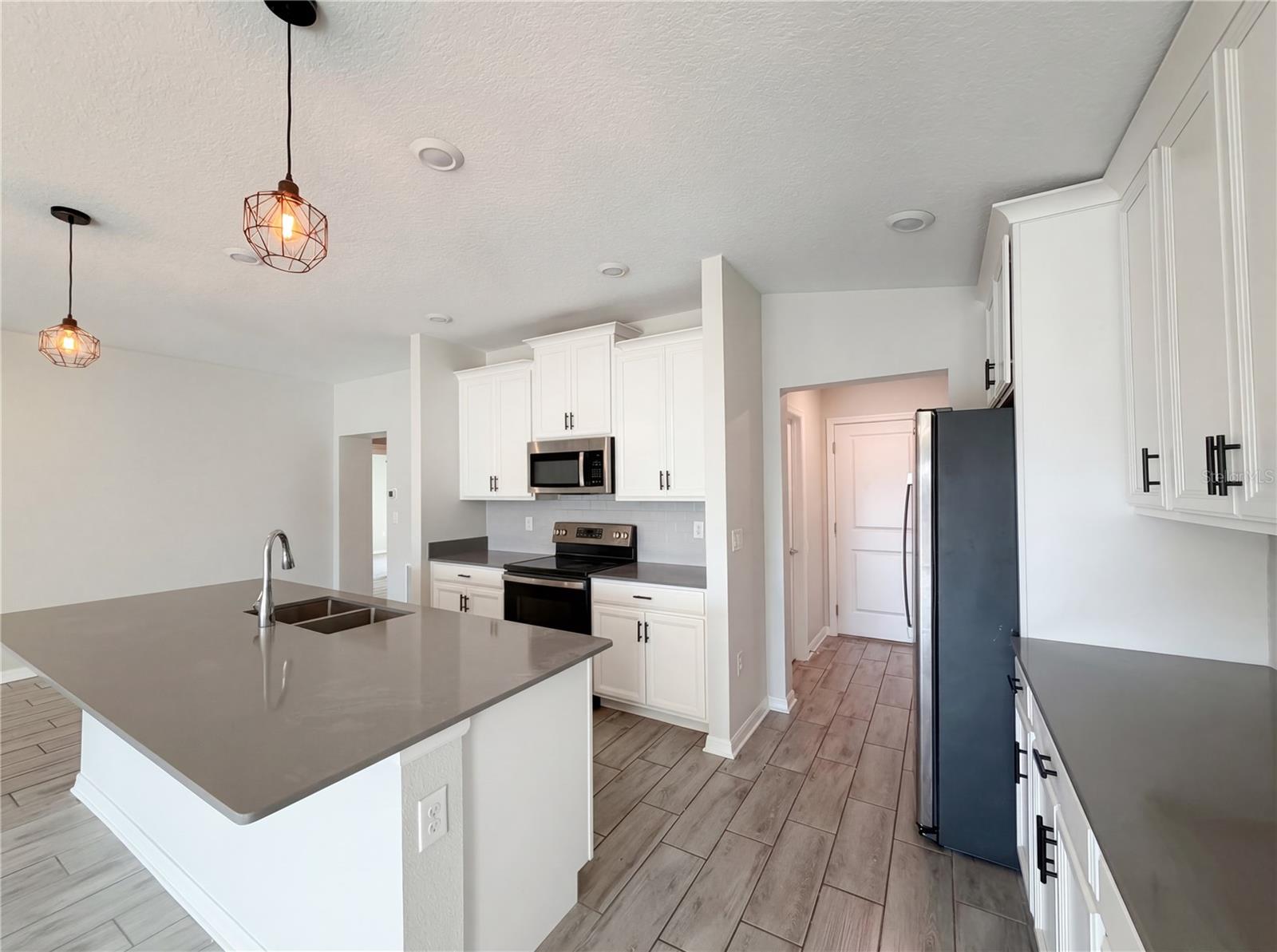 5108 TANZANITE DRIVE