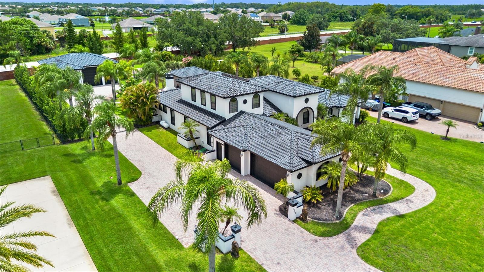 3363 LUKAS COVE