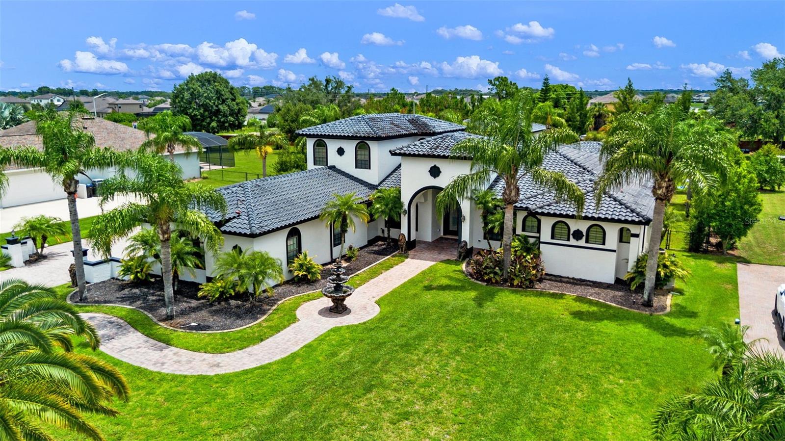 3363 LUKAS COVE