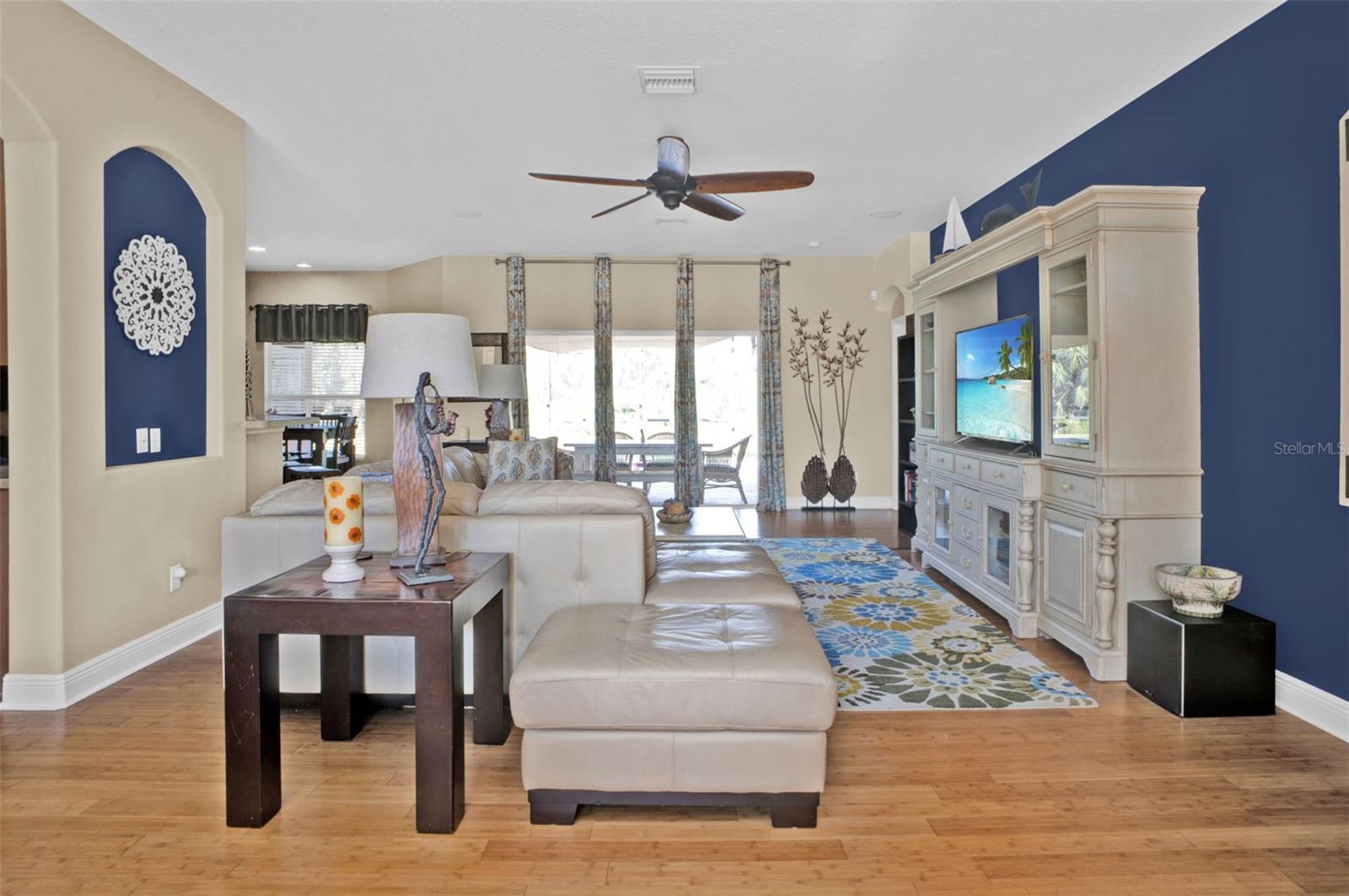 SUNCOAST LAKES - Residential