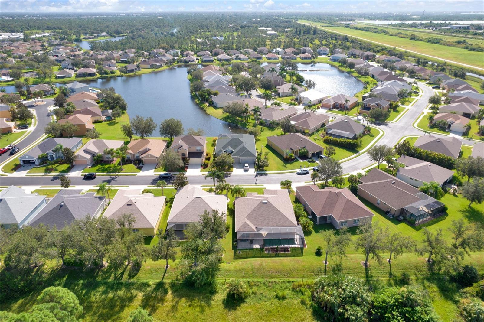 SUNCOAST LAKES - Residential