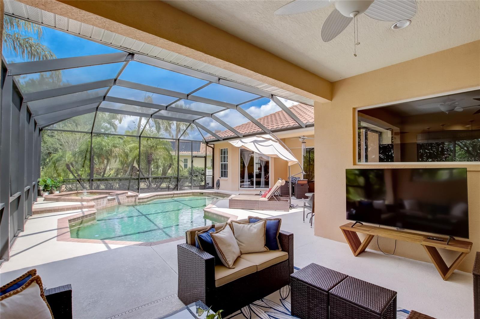 VENICE GOLF & COUNTRY CLUB - Residential