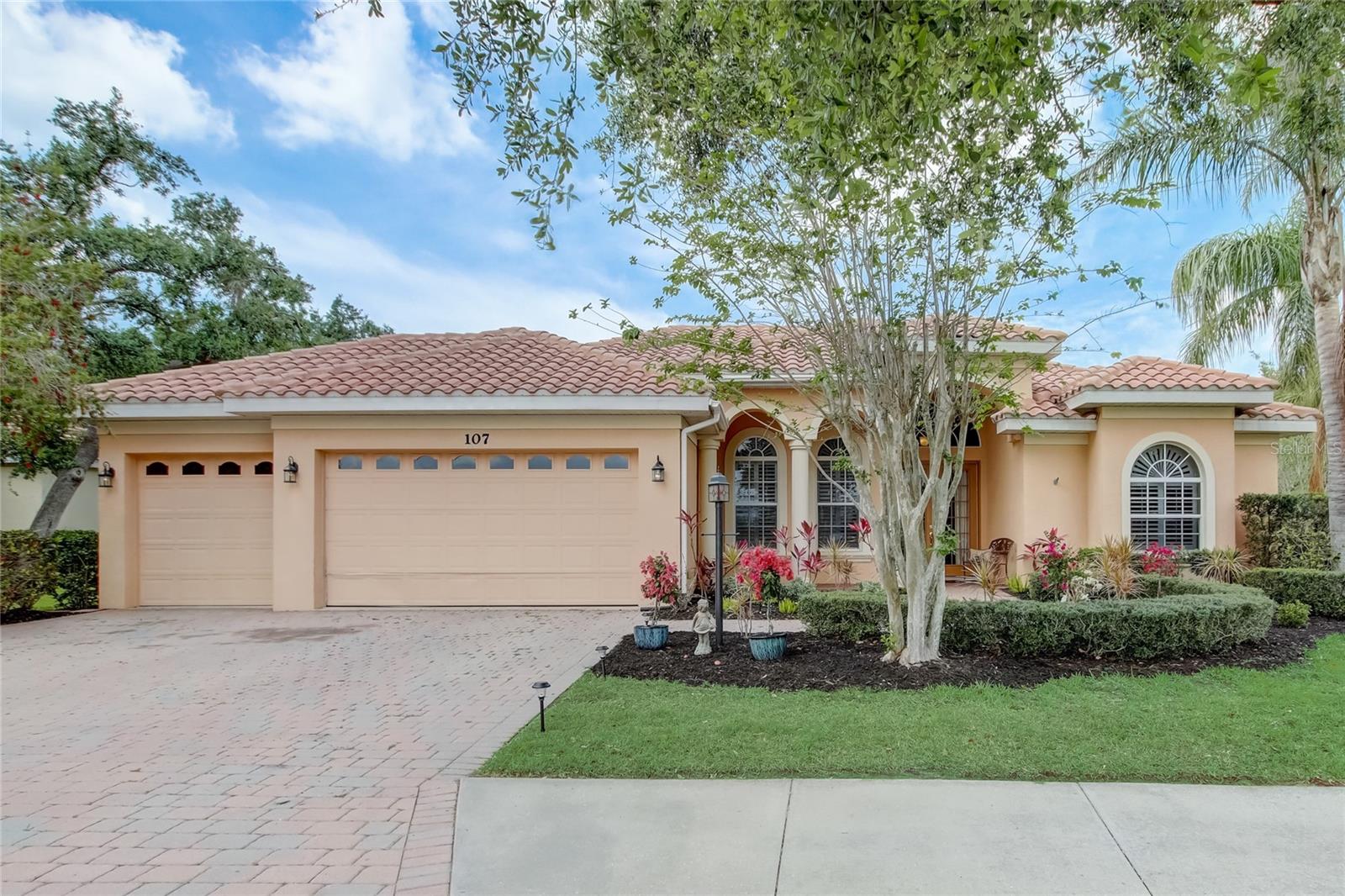 VENICE GOLF & COUNTRY CLUB - Residential